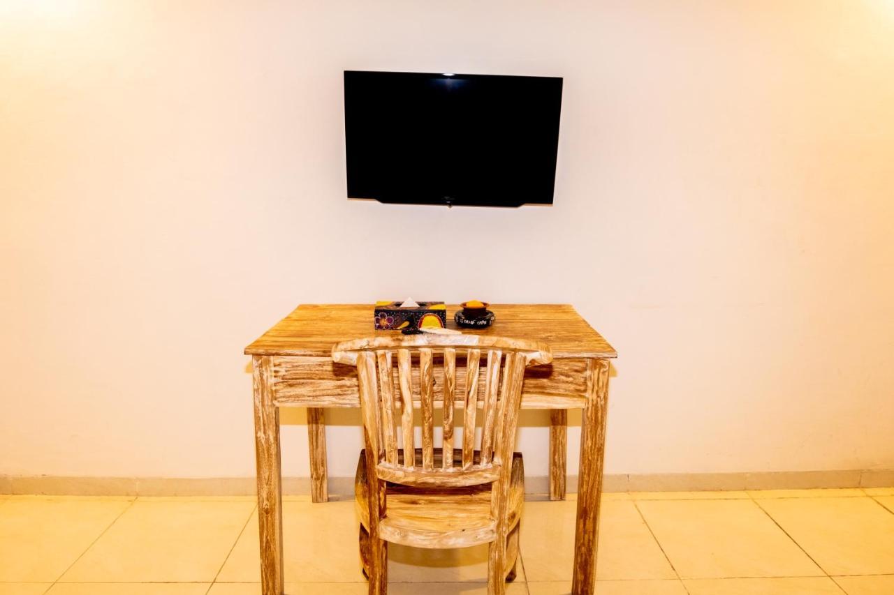 Liong Guest House Canggu  Luaran gambar